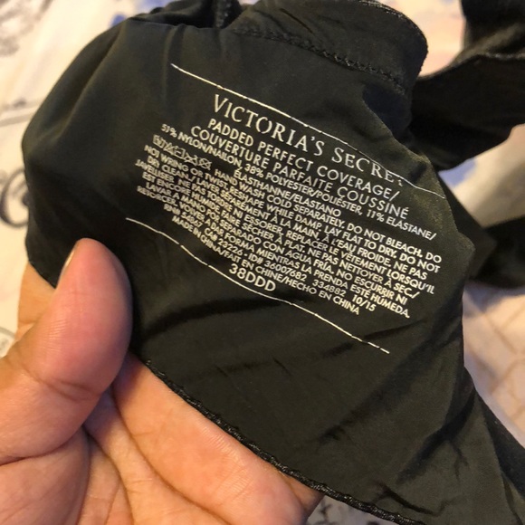 Victorias Secret push up bra..practically new - Picture 3 of 3